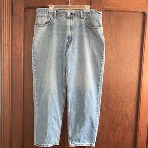 Levis 560 Comfort Fit light wash denim